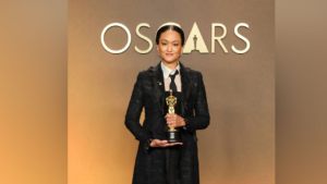 Sinners cinematographer Autumn Durald Arkapaw becomes the first woman and woman of color to win the Oscar for Best Cinematography at the 2026 Academy Awards.