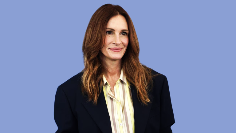 Julia Roberts will star in and produce a film adaptation of Katy Hays’ novel Home Economics after 3000 Pictures acquired the rights.