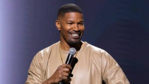 Jamie Foxx in Deadlocked action thriller